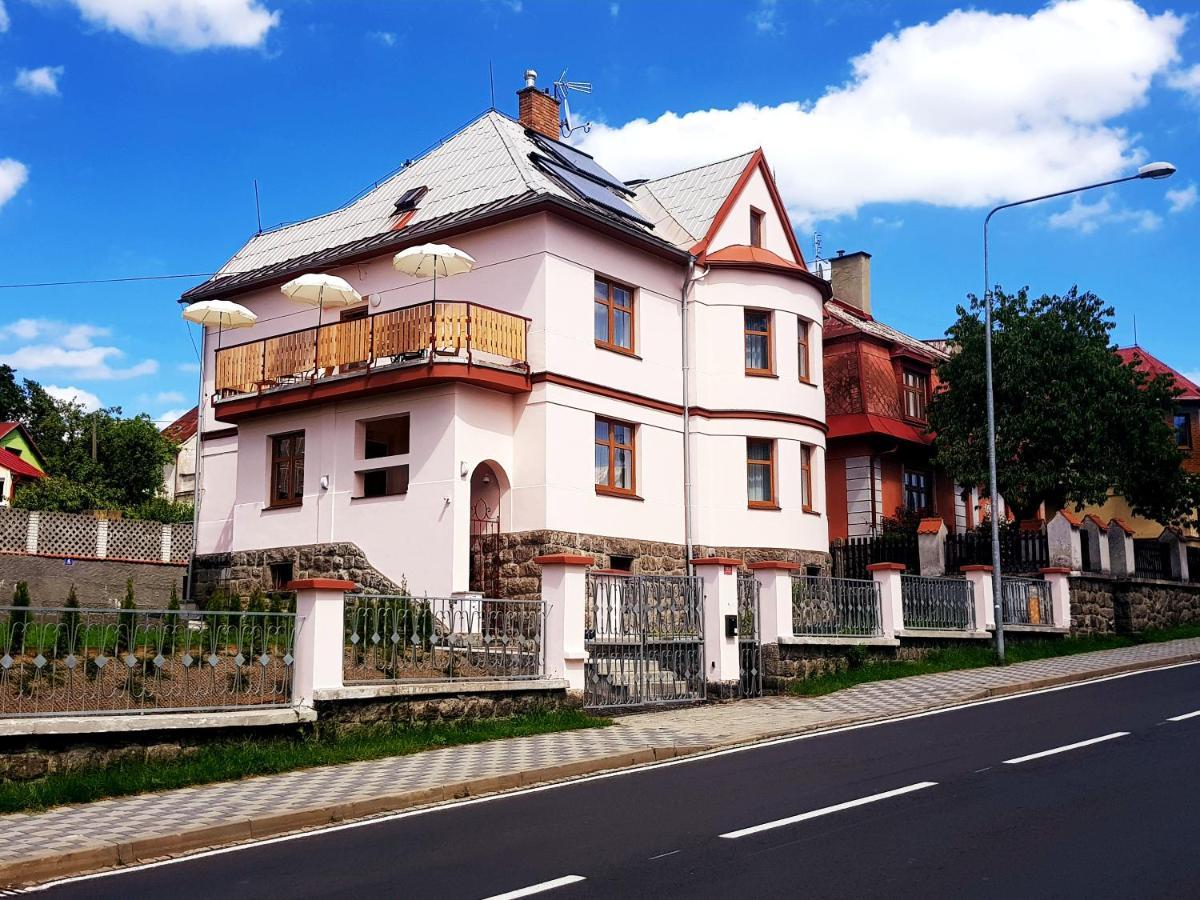 Vila Nejdek - Erzgebirge Aparthotel Ngoại thất bức ảnh