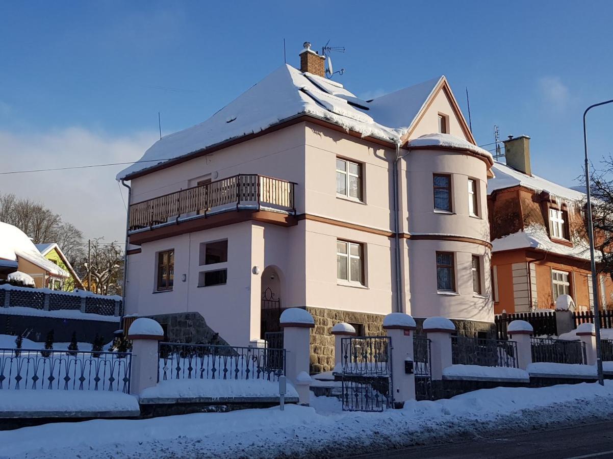 Vila Nejdek - Erzgebirge Aparthotel Ngoại thất bức ảnh