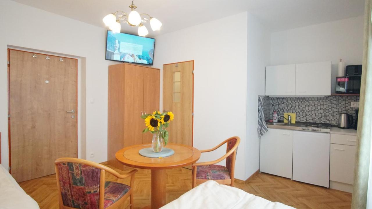 Vila Nejdek - Erzgebirge Aparthotel Ngoại thất bức ảnh