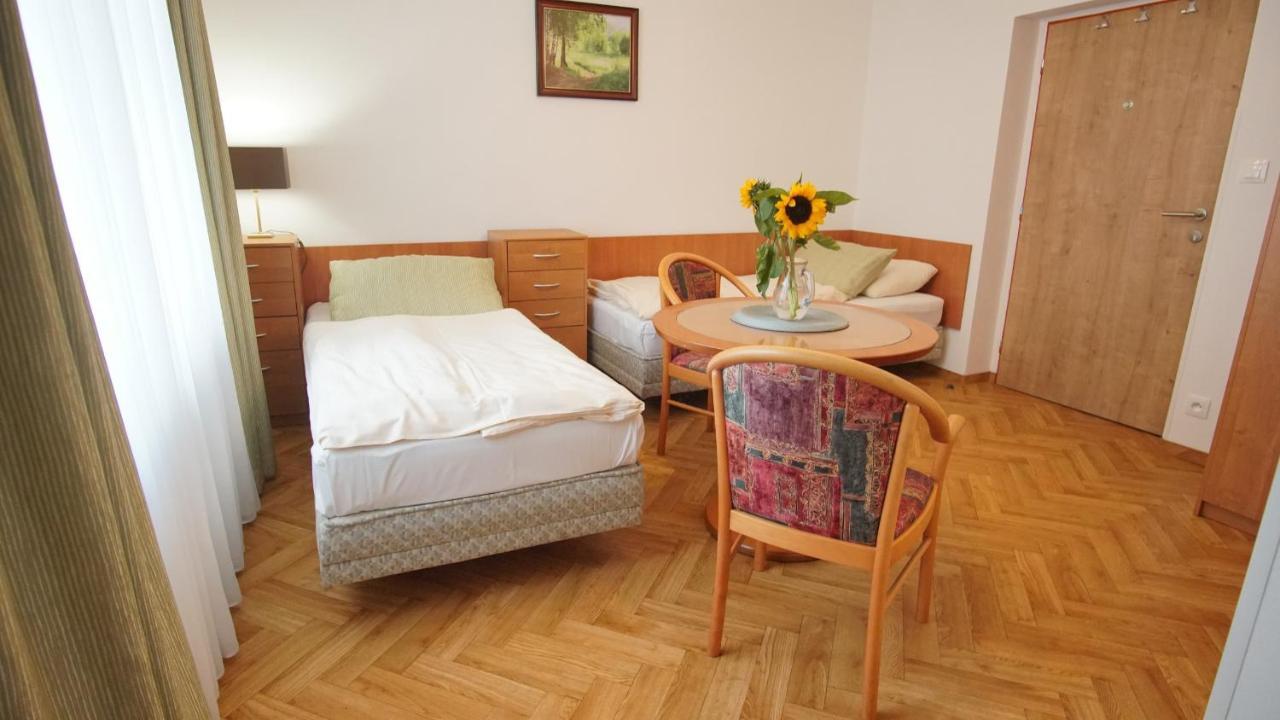 Vila Nejdek - Erzgebirge Aparthotel Ngoại thất bức ảnh